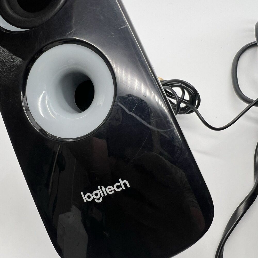 Logitech Speaker System Z323 with Subwoofer - Picture 5 of 10